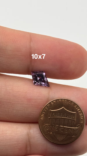 Premium Synthetic Color Change Sapphire: Kite Shape AAA Quality Gemstone Precision Cut in 4X2MM-14X6.5MM