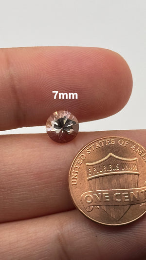 Natural Morganite Round Cut