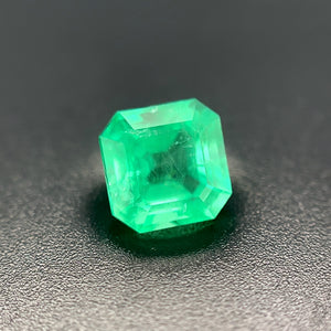 Natural Green Emerald Asscher Cut Gemstone - 7x7mm, 1.77ct Loose Stone for Jewelry Making, May Birthstone, AAA Quality Emerald